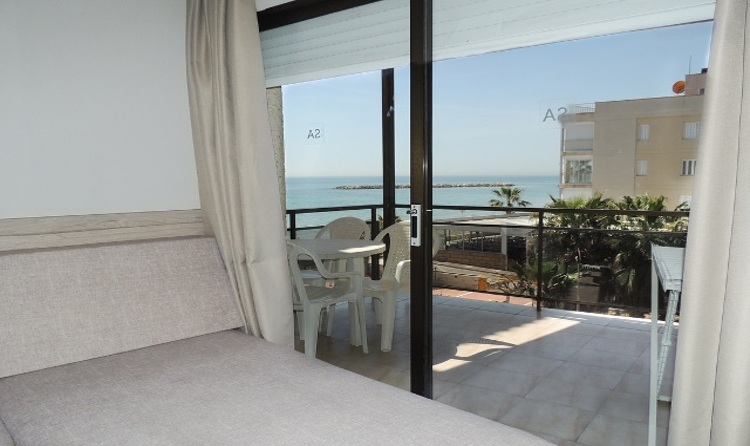 Terraza-Viviendas-Turísticas