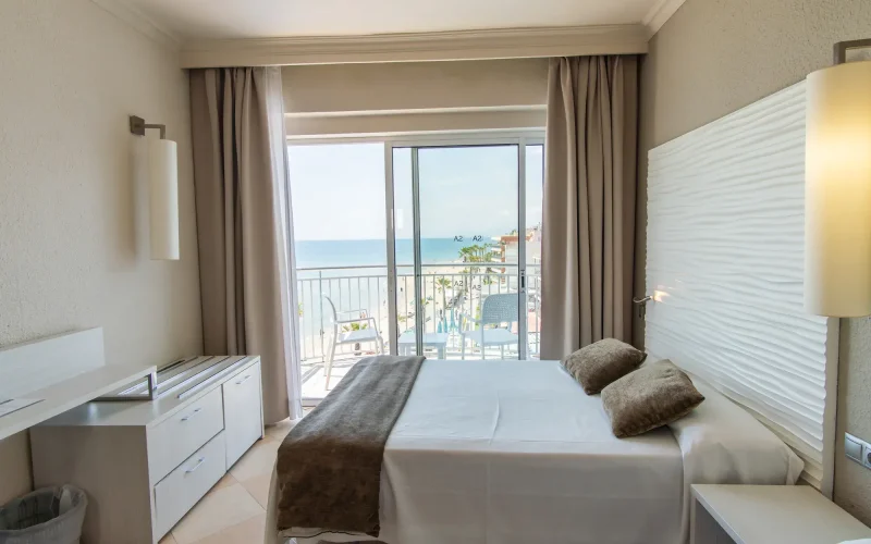 vista piscina cambrils